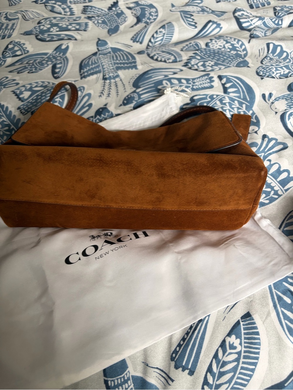 Coach Chelsea Shoulder Bag in Warm Brown Suede - Picture 4 of 7